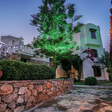 Mira Suites 3* Muğla